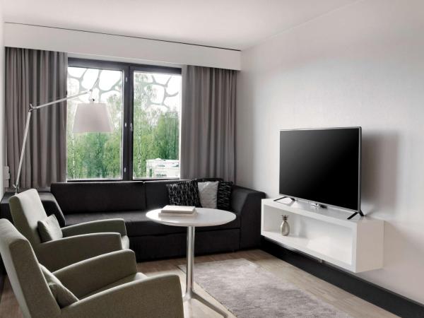 Radisson Blu Hotel Espoo : photo 2 de la chambre suite junior