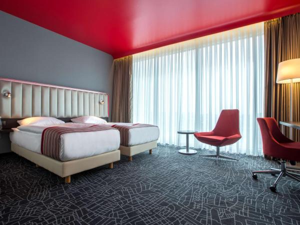 Park Inn By Radisson Istanbul Ataturk Airport : photo 2 de la chambre chambre standard