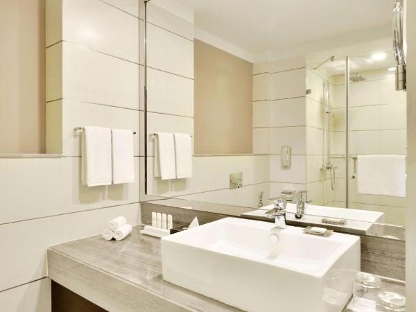 Radisson Blu Pune Hinjawadi : photo 4 de la chambre superior room with complimentary two pints of beer per stay