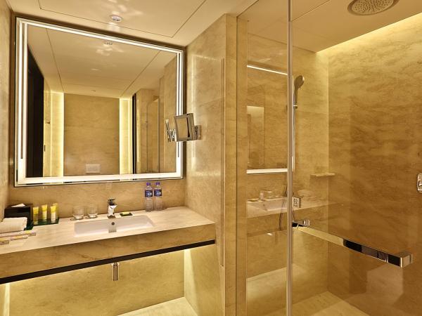 Hyatt Place Shenzhen Dongmen : photo 1 de la chambre suite affaires