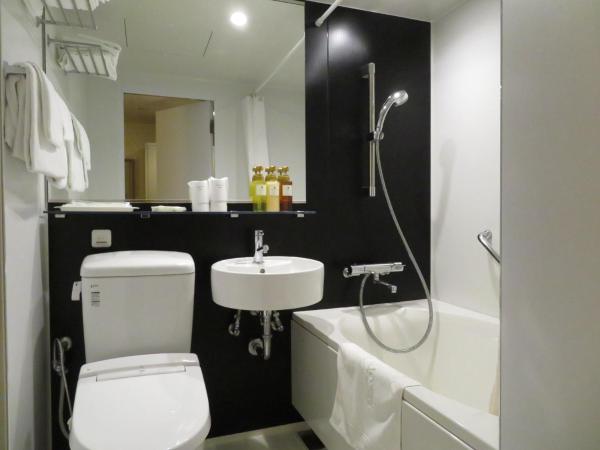 Arrow Hotel in ShinsaiBashi 朝食無料サービス中 : photo 5 de la chambre chambre triple deluxe