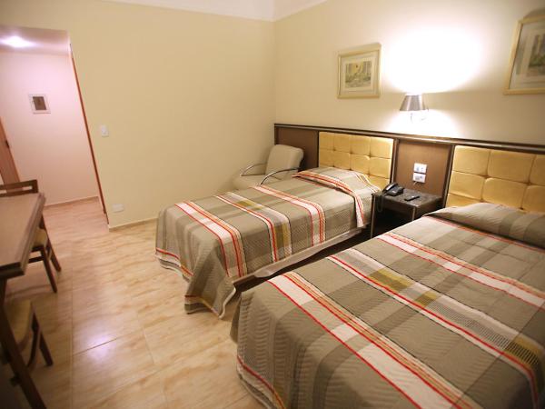 Soneca Plaza Hotel : photo 1 de la chambre chambre lits jumeaux