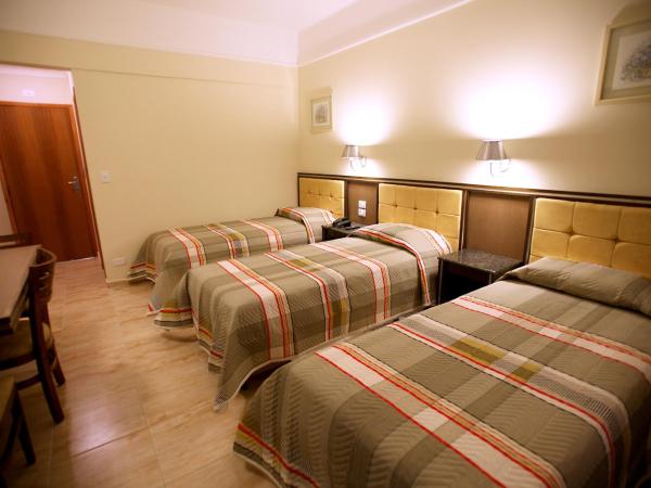 Soneca Plaza Hotel : photo 2 de la chambre chambre triple