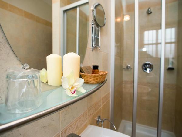 Hotel Villa Völgy Wellness & Konferencia : photo 1 de la chambre chambre double supérieure