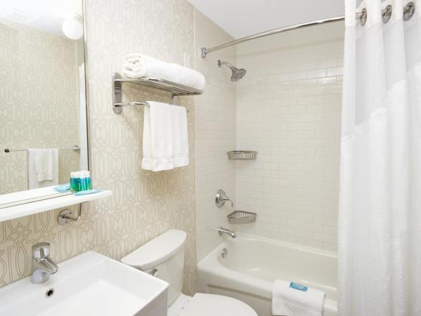 Holiday Inn Express Chicago - Magnificent Mile, an IHG Hotel : photo 1 de la chambre hébergement lit king-size standard