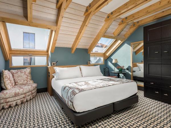 Room Mate Alba : photo 1 de la chambre chambre deluxe double ou lits jumeaux