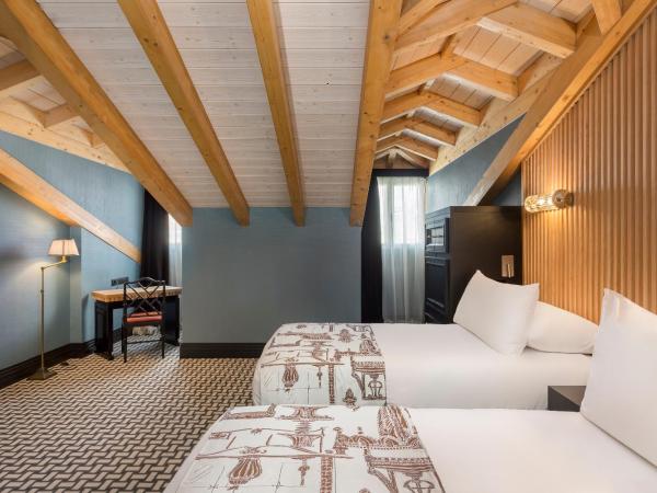 Room Mate Alba : photo 3 de la chambre chambre deluxe double ou lits jumeaux