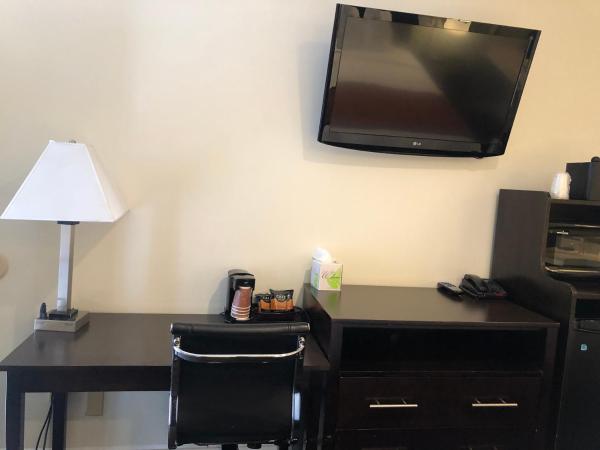 Seaside Inn : photo 5 de la chambre chambre lit king-size - accessible aux personnes à mobilité réduite