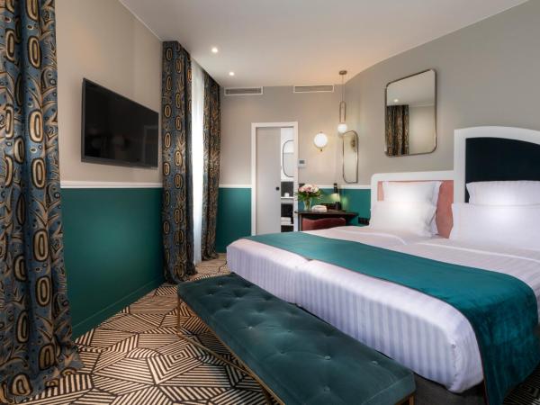 Hotel Elysa-Luxembourg : photo 2 de la chambre chambre supérieure avec balcon