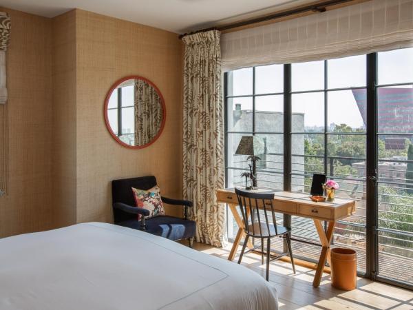 Hotel 850 SVB, West Hollywood, a Member of Design Hotels : photo 3 de la chambre chambre lit king-size deluxe