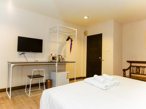 Parasol Inn Chiang Mai Old City Hotel - SHA Plus : photo 1 de la chambre chambre double ou lits jumeaux supérieure