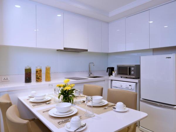 Grande Centre Point Ploenchit : photo 6 de la chambre suite 2 chambres avec balcon