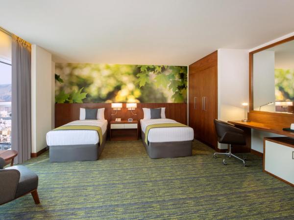 Wyndham Garden Muscat Al Khuwair : photo 3 de la chambre chambre lits jumeaux de luxe - non-fumeurs