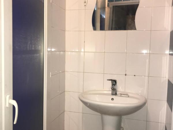 FM Hotel : photo 4 de la chambre chambre double