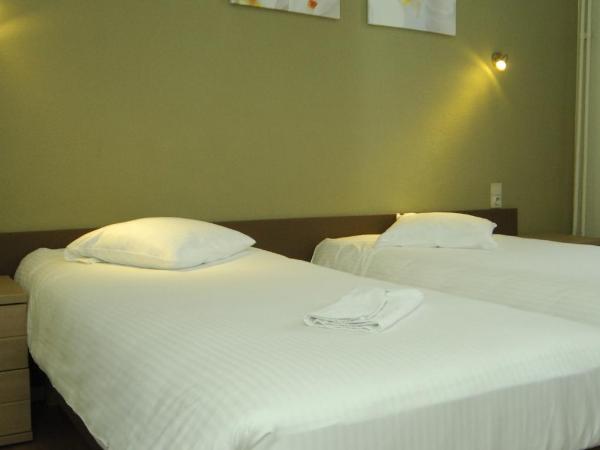 New Hotel de Lives : photo 6 de la chambre chambre familiale