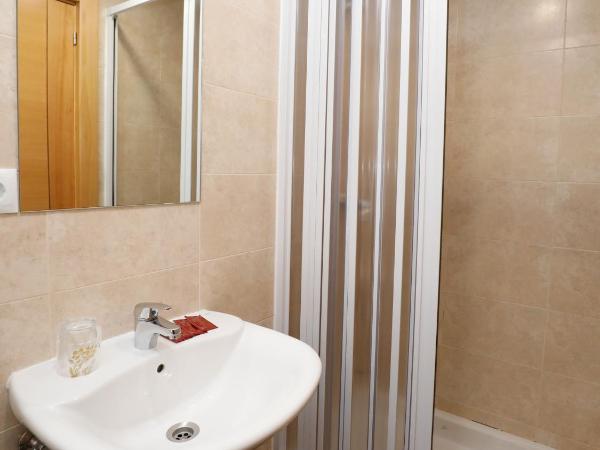 Hostal Conde David : photo 3 de la chambre chambre simple