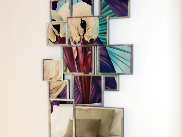 Le Jardin Secret de Faro Guesthouse : photo 5 de la chambre chambre double avec salle de bains privative