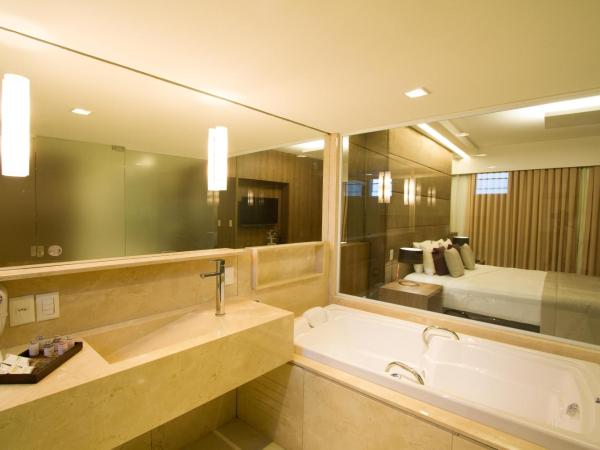 Hotel Beira Mar : photo 5 de la chambre suite avec baignoire spa