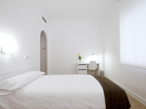 NeoMagna Madrid : photo 6 de la chambre chambre simple standard