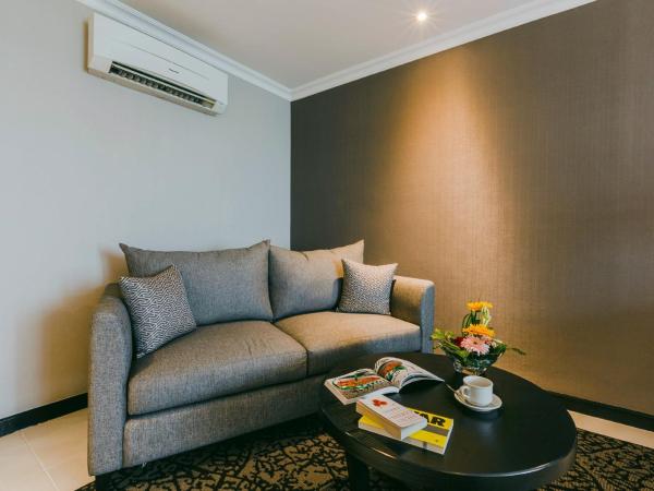 Kristal Hotel Jakarta : photo 2 de la chambre suite studio