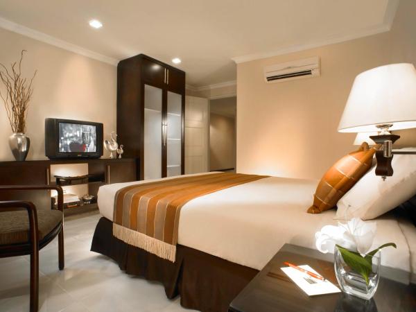 Kristal Hotel Jakarta : photo 1 de la chambre suite supérieure 3 chambres