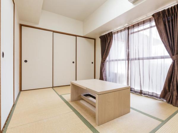HOTEL MYSTAYS Otemae : photo 2 de la chambre family room with tatami area (6 adults) - non-smoking - house keeping is optional with additional cost