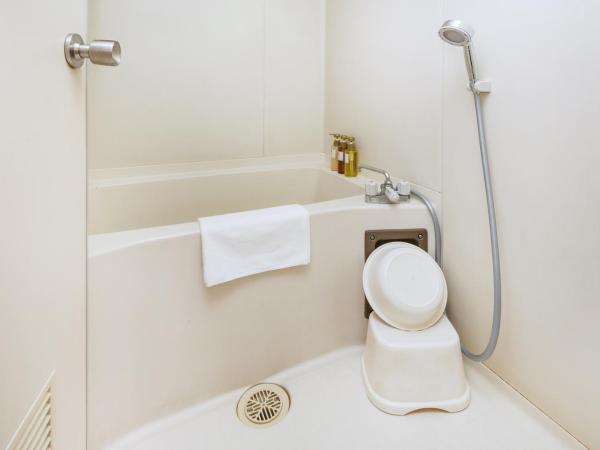 HOTEL MYSTAYS Otemae : photo 6 de la chambre standard quadruple room - non-smoking - house keeping is optional with additional cost