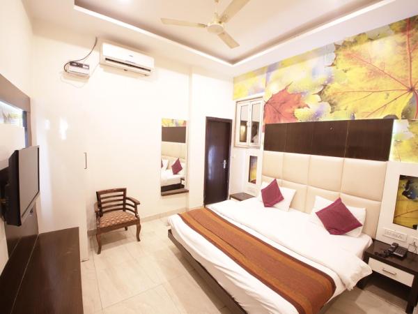 Hotel Golden Wings : photo 2 de la chambre chambre double supérieure