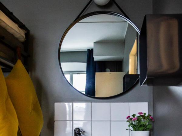 STF af Chapman & Skeppsholmen : photo 2 de la chambre lit dans dortoir mixte - skeppsholmen