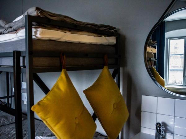 STF af Chapman & Skeppsholmen : photo 4 de la chambre chambre 4 lits Économique - skeppsholmen