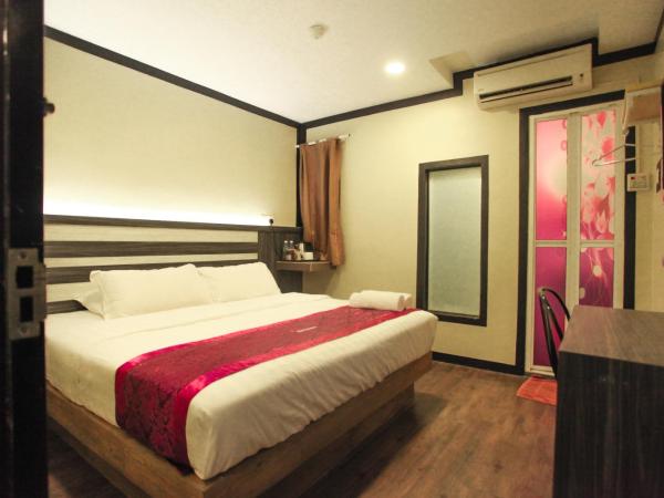 HOTEL PREMIUM : photo 2 de la chambre chambre lit king-size standard