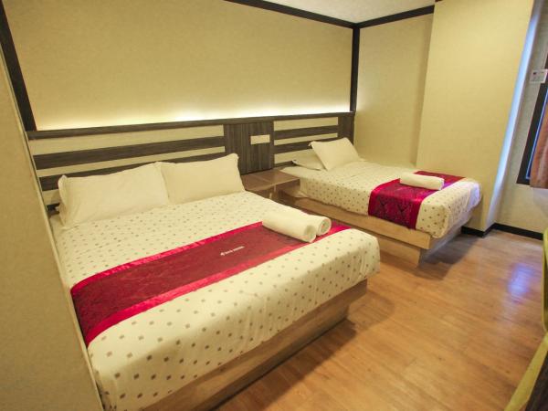 HOTEL PREMIUM : photo 5 de la chambre chambre triple