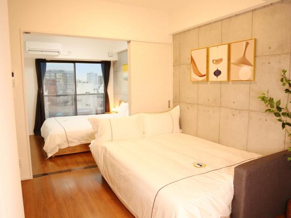 -Yoshitsuki kaku- Yoshitsuki Apart Hotel : photo 6 de la chambre chambre lit queen-size avec balcon