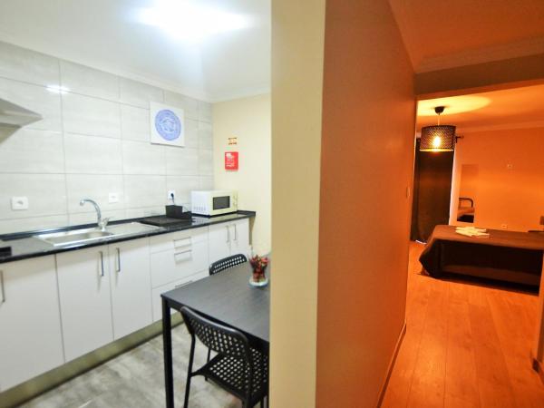 Suites & Apartments - DP Setubal : photo 9 de la chambre studio supérieur