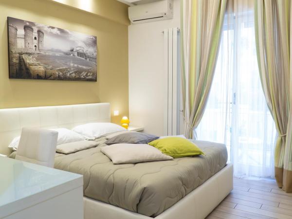 Al Parco Verde B&B : photo 1 de la chambre chambre double avec balcon