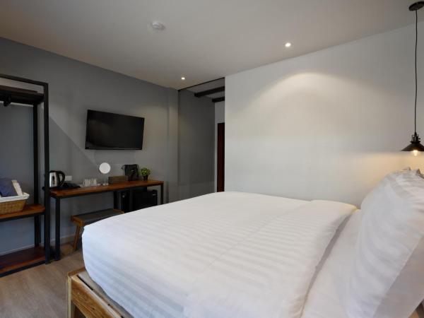P2 Wood Loft : photo 4 de la chambre chambre double avec balcon