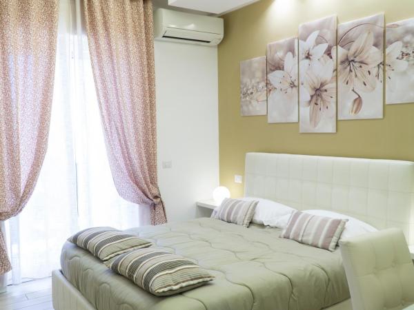 Al Parco Verde B&B : photo 1 de la chambre chambre double confort avec balcon