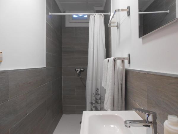 Hostal El Callejón : photo 10 de la chambre chambre lits jumeaux