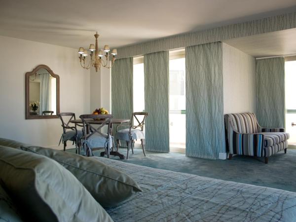 Aquila Porto Rethymno : photo 1 de la chambre suite junior exécutive - côté mer