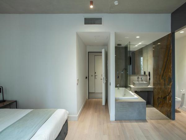 Art Suites Korai : photo 7 de la chambre chambre triple