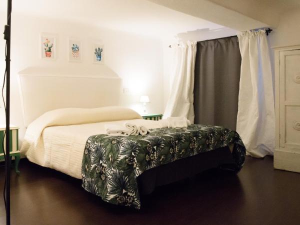 B&B Piccoli Leoni : photo 8 de la chambre chambre double avec salle de bains privative
