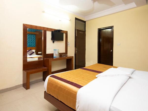 HOTEL DARPAN INTERNATIONAL -New Delhi Railway Station : photo 2 de la chambre chambre lit king-size deluxe