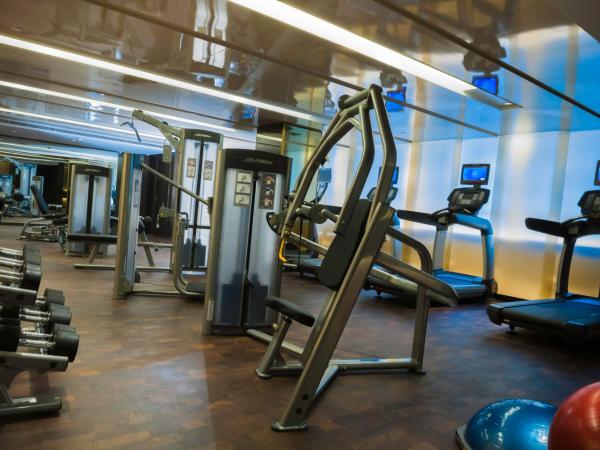 Marco Polo Hongkong Hotel : photo 5 de la chambre chambre lit king-size ou lits jumeaux deluxe