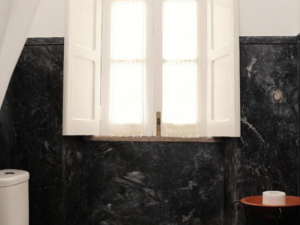 6/4 de Sado : photo 9 de la chambre chambre double avec salle de bains privative extérieure