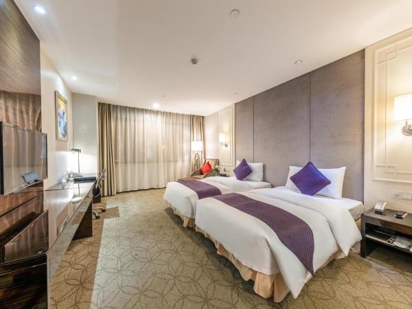 Dorsett Wuhan : photo 4 de la chambre chambre deluxe dorsett club avec 2 petits-déjeuners