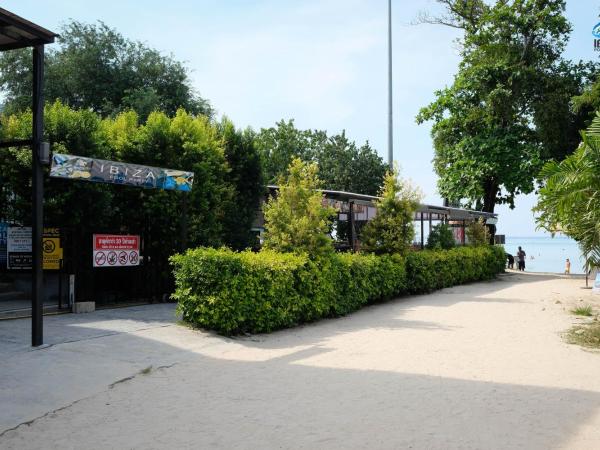 Ibiza Phi Phi : photo 5 de la chambre standard beach party double bed