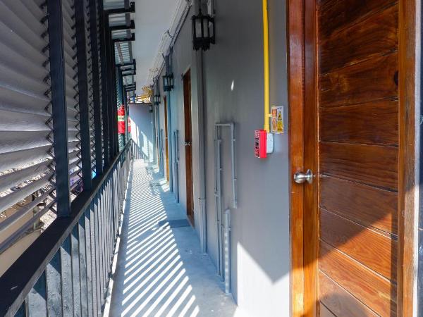 Ibiza Phi Phi : photo 3 de la chambre standard beach party double bed