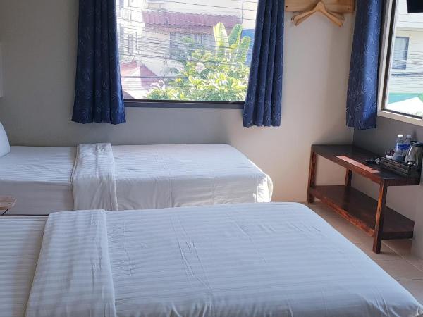 Thapae Gate Lodge : photo 1 de la chambre chambre lits jumeaux deluxe