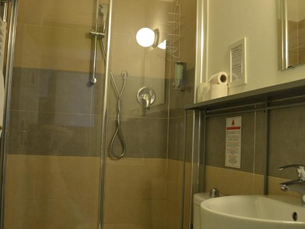 B&B Leopoldo : photo 6 de la chambre chambre double ou lits jumeaux