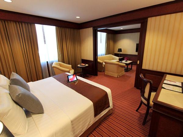 Grand Tower Inn Rama 6 - SHA Extra Plus : photo 1 de la chambre suite exécutive